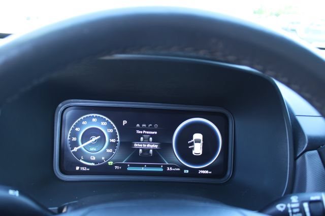 Used 2022 Hyundai Kona Limited w/ Cargo Package FWD image 23