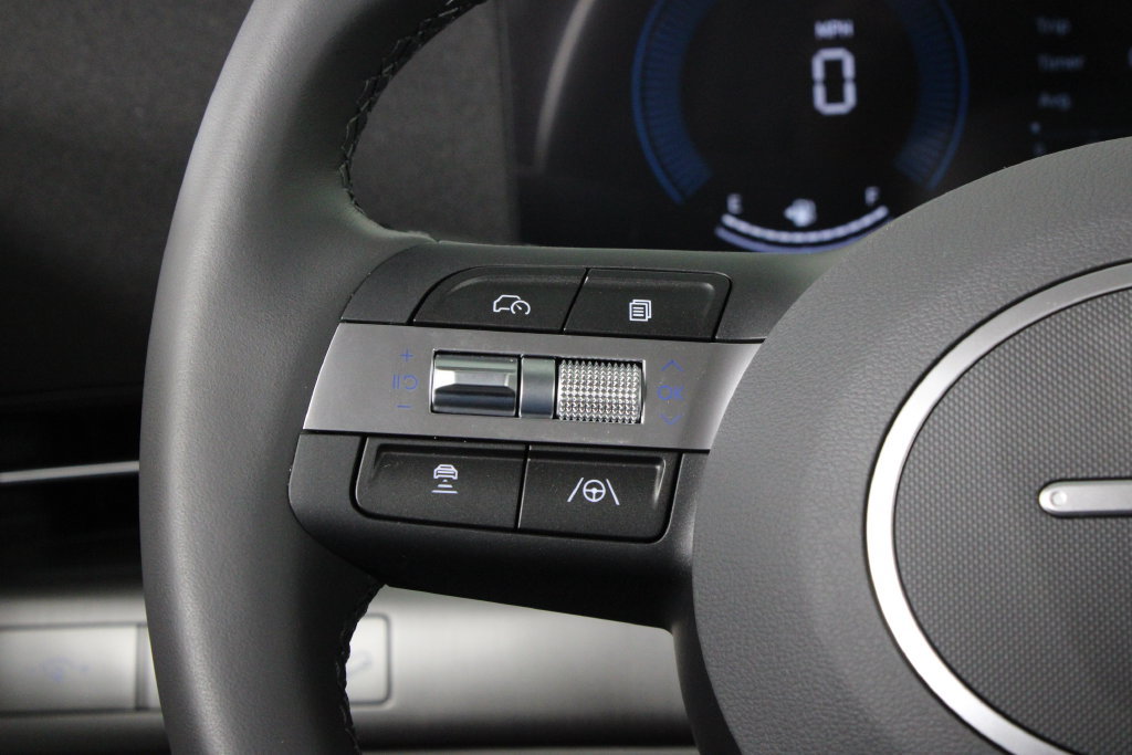 Certified 2027 Hyundai Kona SEL Sport FWD image 28