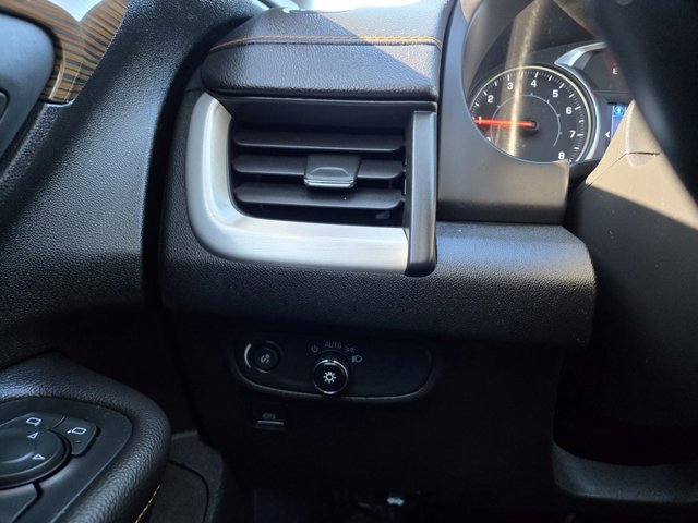 Used 2020 GMC Terrain SLE w/ Driver Convenience Package image 21