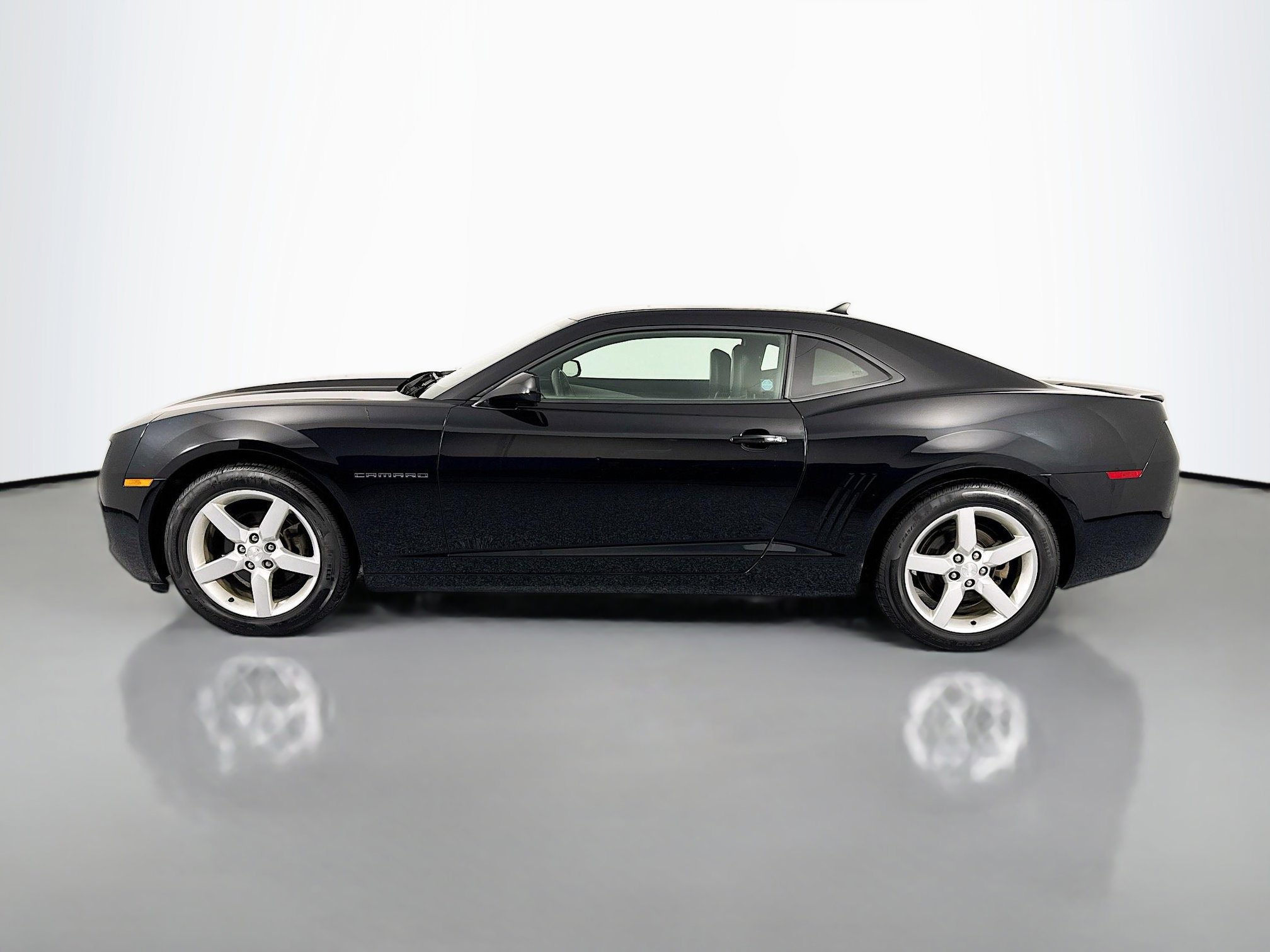 Used 2010 Chevrolet Camaro LT image 8