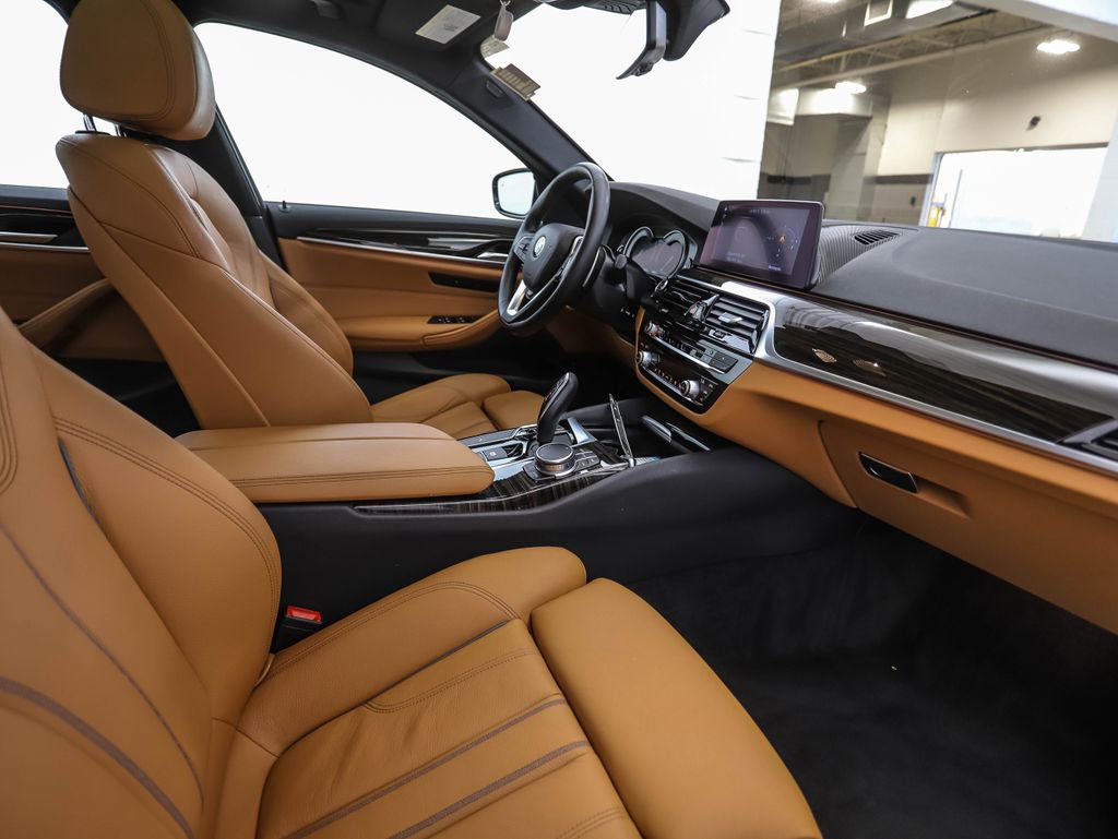 Used 2019 BMW 530i xDrive w/ Convenience Package image 29