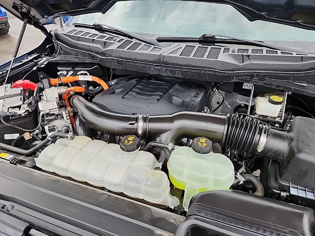 Used 2022 Ford F150 Lariat w/ Equipment Group 502A High AWD/4WD image 14