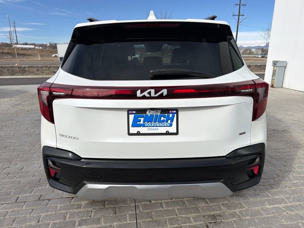 Used 2024 Kia Seltos S image 4