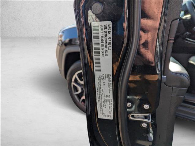 Used 2024 Jeep Compass Trailhawk image 23