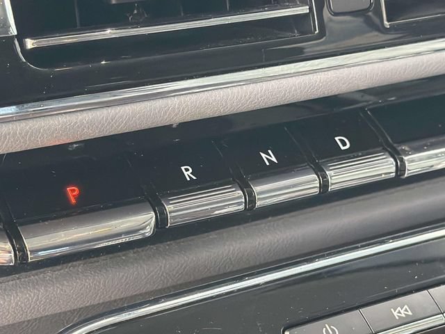 Used 2018 Lincoln Navigator Select AWD/4WD image 36