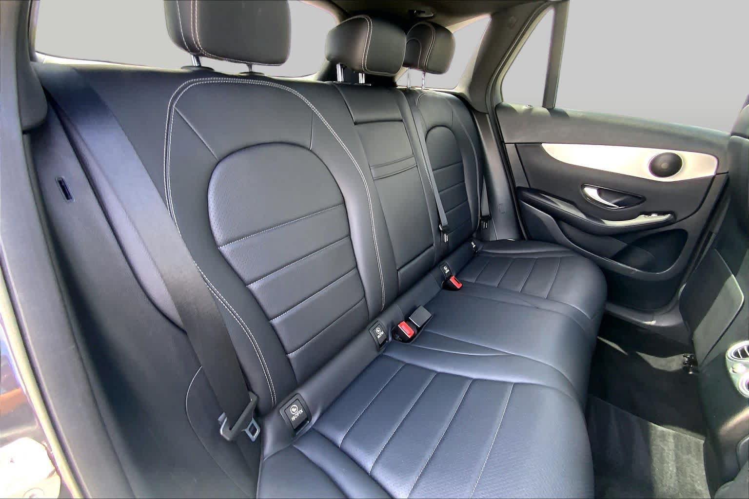 Used 2021 Mercedes-Benz GLC 300 4MATIC image 18
