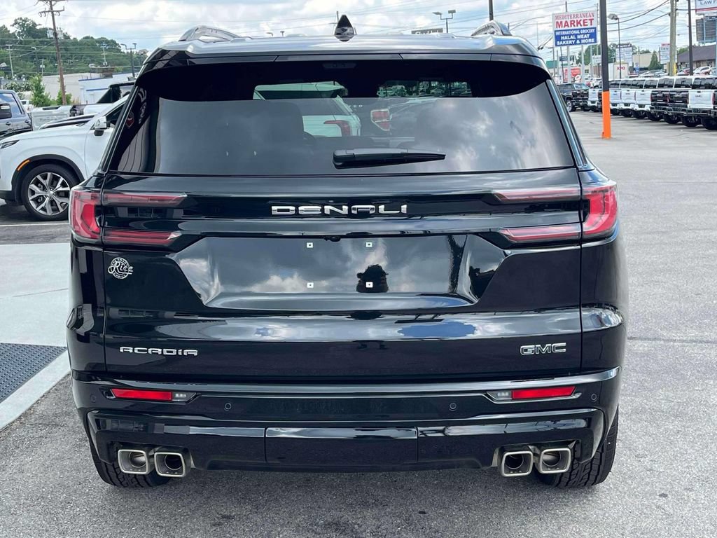 New 2026 GMC Acadia Denali Ultimate FWD image 4