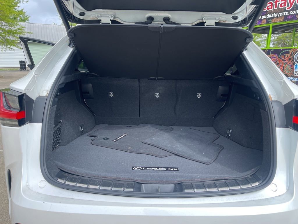 Used 2024 Lexus NX 250 FWD w/ Towing Package (2000 Lbs) image 12
