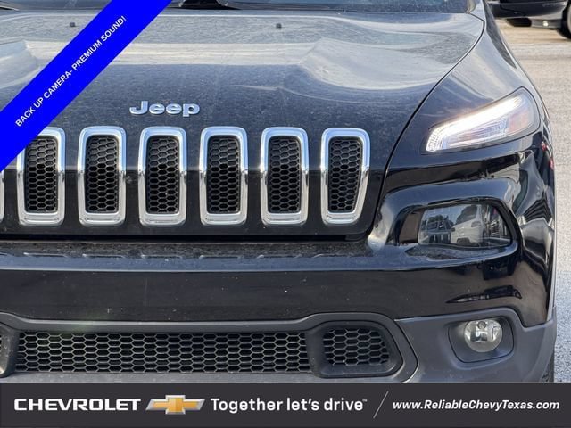 Used 2017 Jeep Cherokee Latitude w/ Safety/Convenience Group AWD/4WD image 4