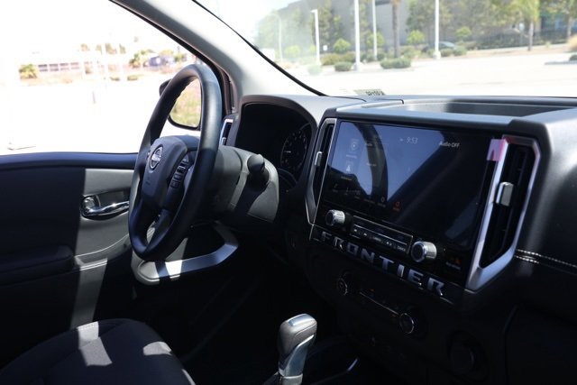 New 2025 Nissan Frontier SV image 19