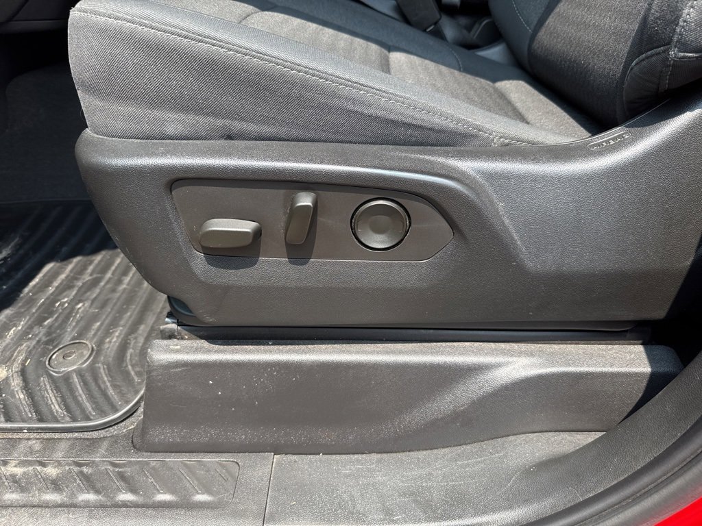 Used 2022 Chevrolet Silverado 1500 Custom image 17