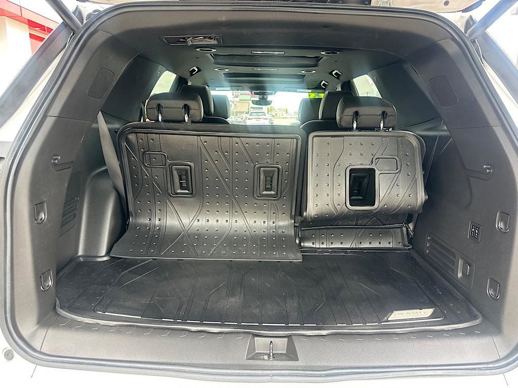 Used 2023 Chevrolet Traverse High Country w/ LPO, Floor Liner Package image 14