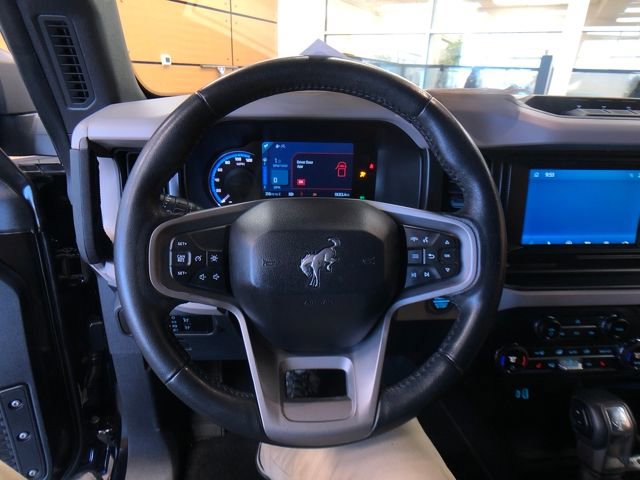 Used 2023 Ford Bronco Wildtrak image 13
