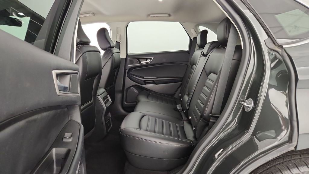 Used 2022 Ford Edge SEL image 29
