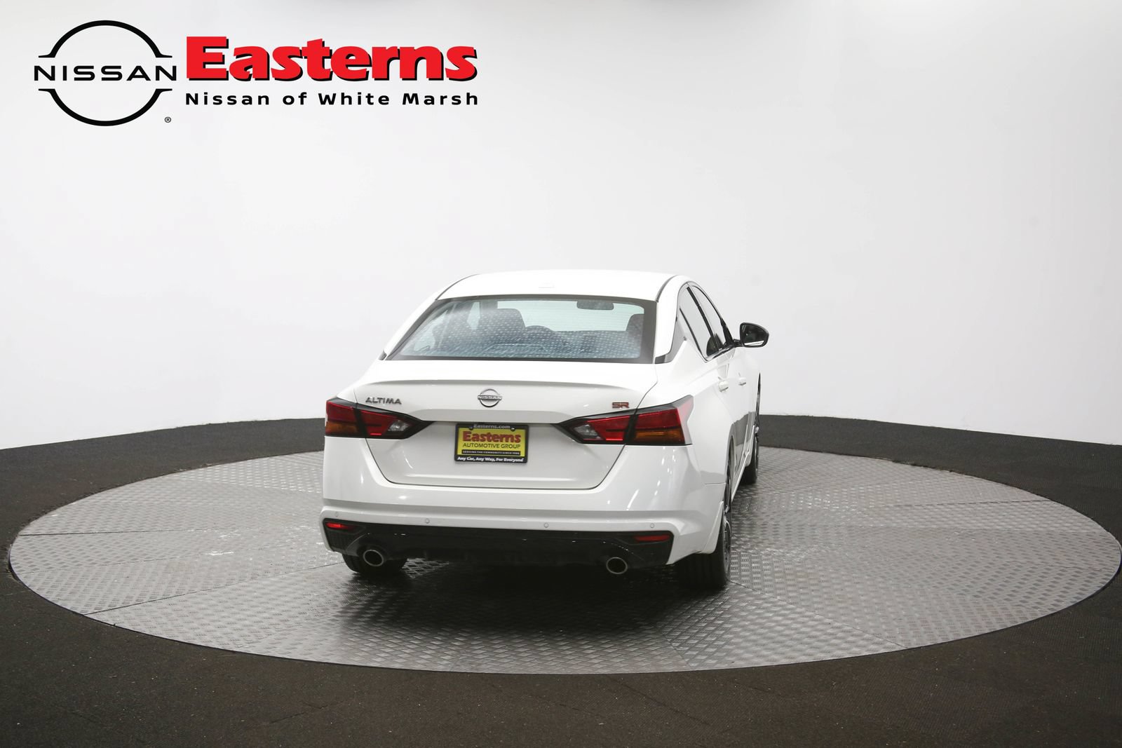 Used 2025 Nissan Altima 2.5 SR FWD image 37