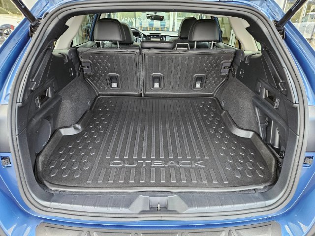 Used 2022 Subaru Outback Limited AWD/4WD image 12