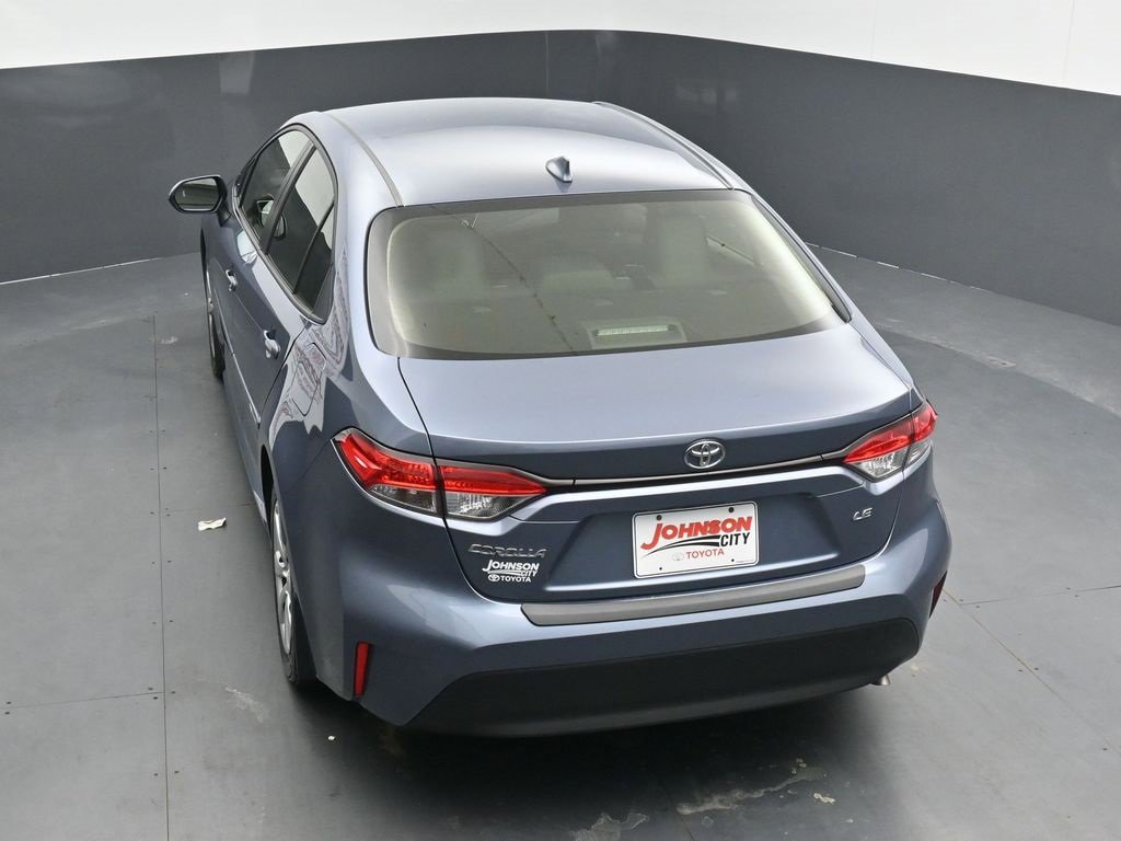 Used 2023 Toyota Corolla LE image 30
