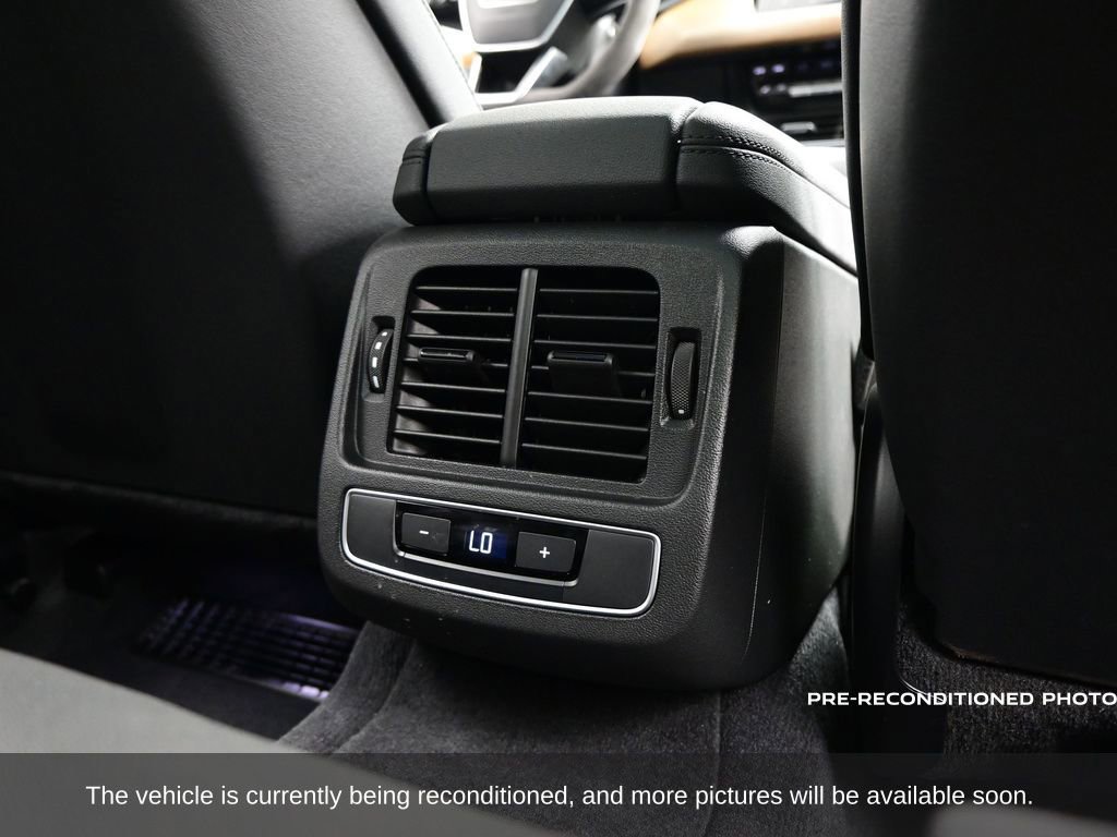 Used 2022 Audi e-tron GT Premium Plus image 32