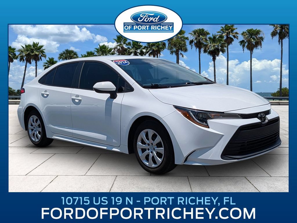 Used 2024 Toyota Corolla LE FWD image 1