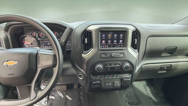 Used 2024 Chevrolet Silverado 1500 Custom w/ Turbomax Blackout Package image 13