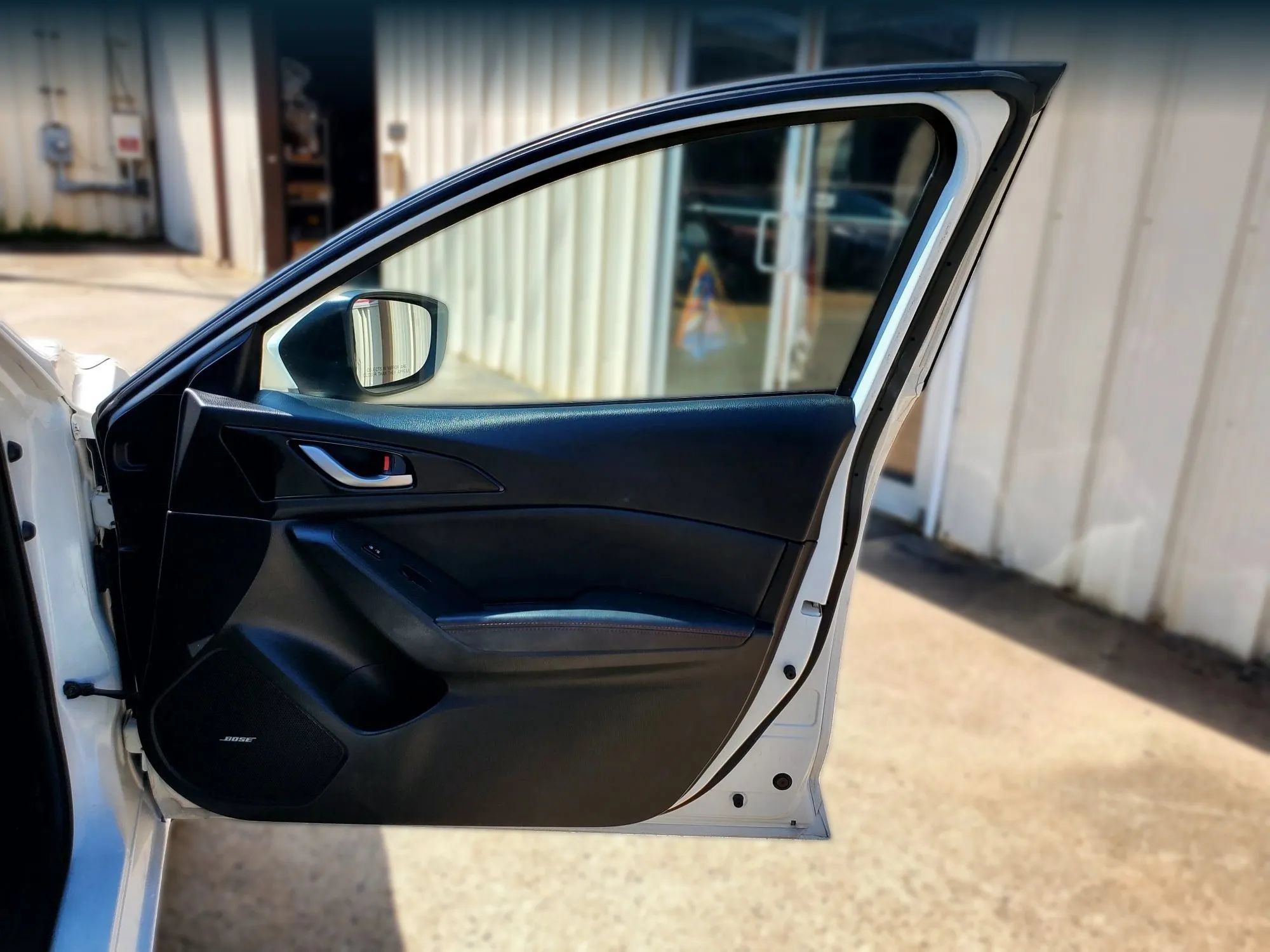 Used 2015 MAZDA MAZDA3 i Grand Touring FWD image 26