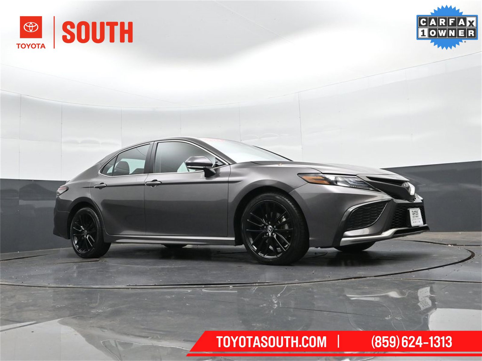 Used 2023 Toyota Camry XSE image 35