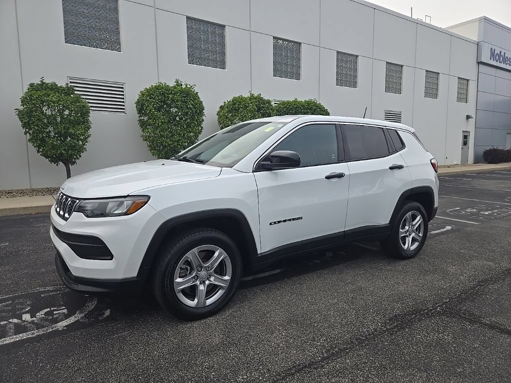 Used 2024 Jeep Compass Sport AWD/4WD image 51
