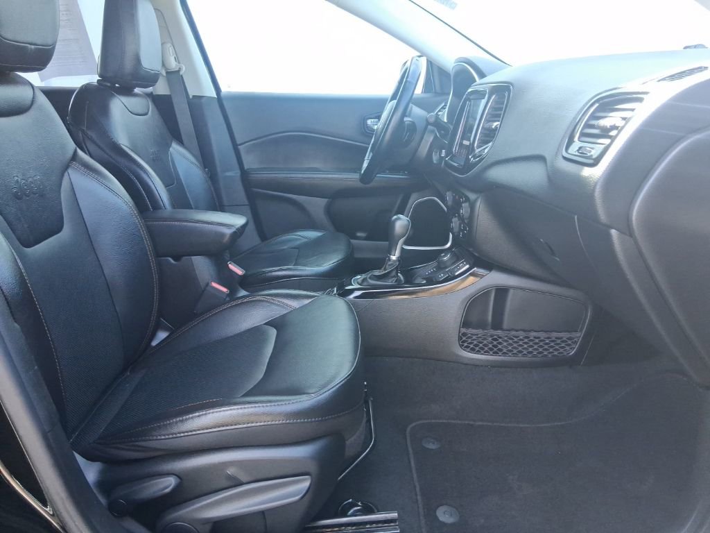 Used 2020 Jeep Compass Limited image 14