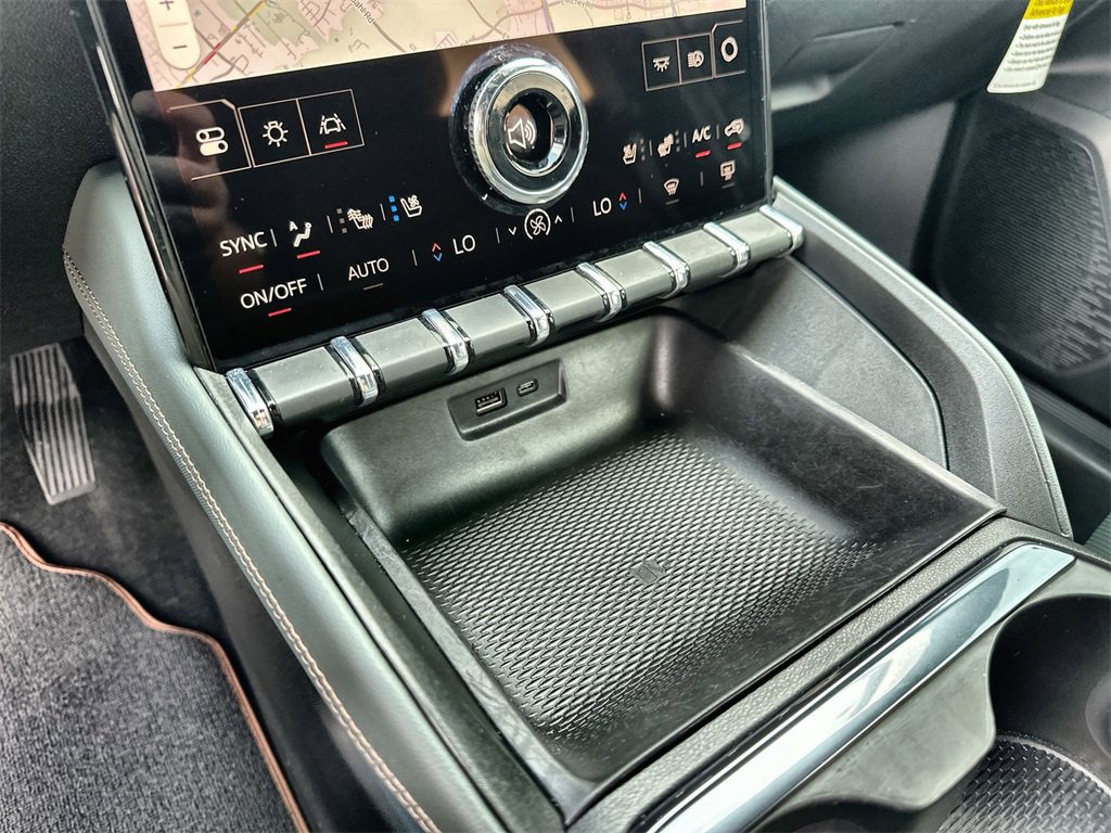 New 2026 GMC Terrain AT4 w/ Convenience Package III image 27