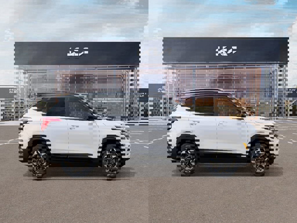 New 2026 Kia Seltos S image 7