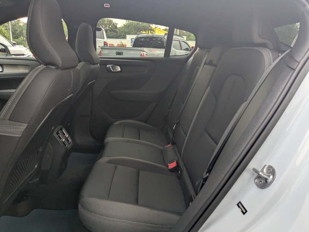 Certified 2024 Volvo C40 Recharge Core AWD/4WD image 19