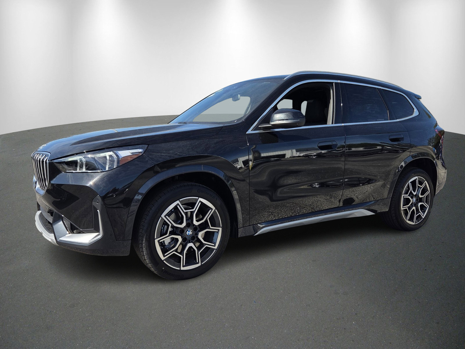 New 2026 BMW X1 xDrive28i w/ Technology Package image 3