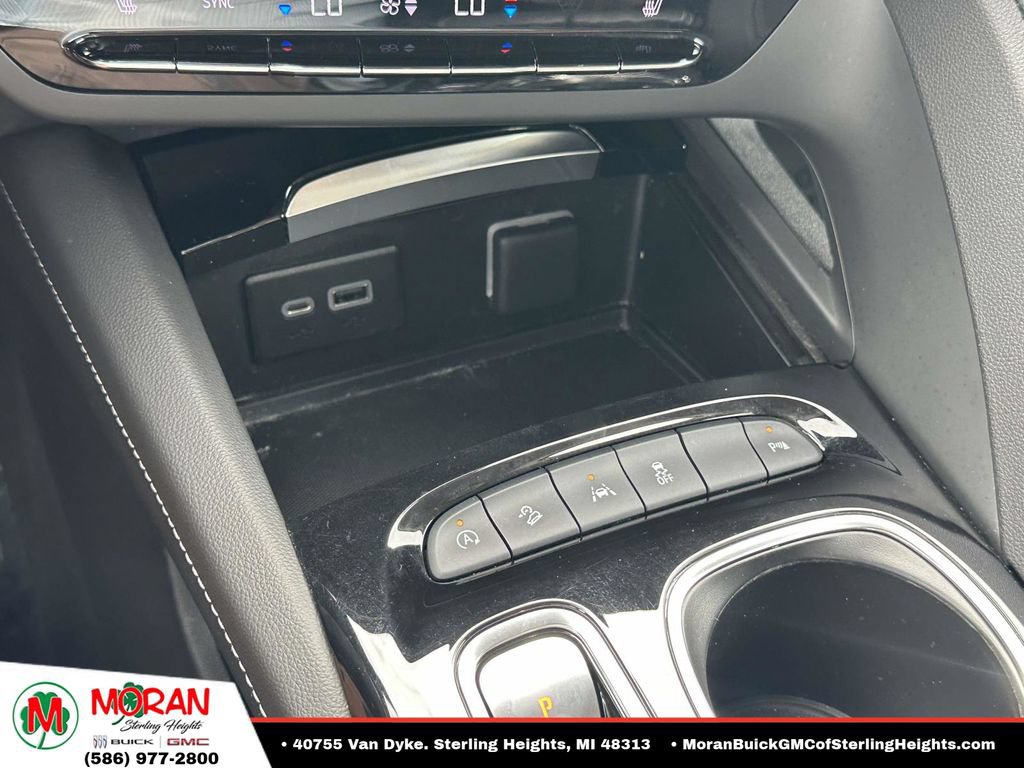 Certified 2023 Buick Envision Preferred w/ Sport Touring Package AWD/4WD image 27
