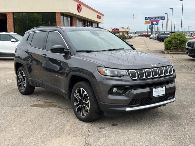 Used 2022 Jeep Compass Limited AWD/4WD image 1