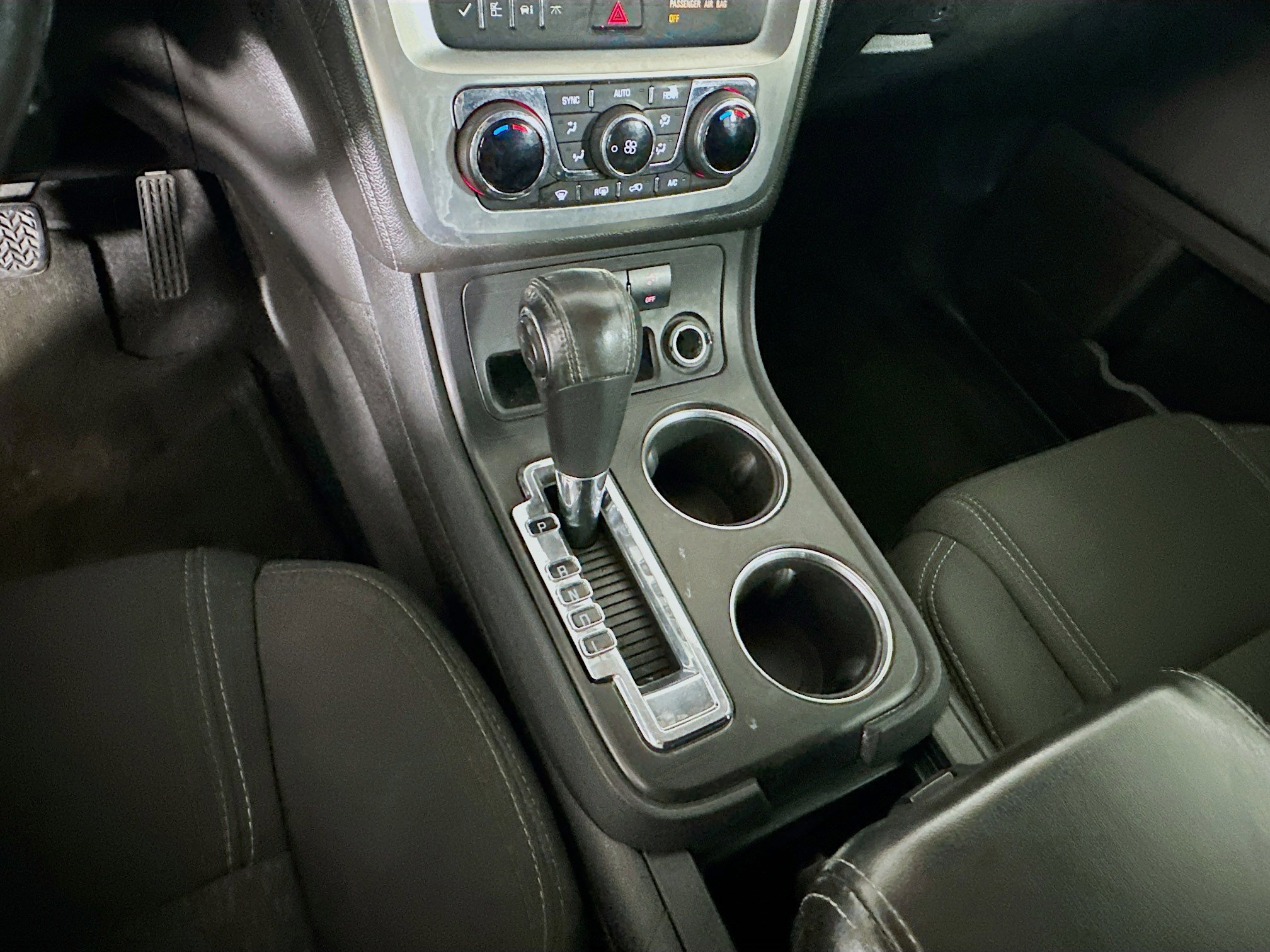 Used 2014 GMC Acadia SLE FWD image 24