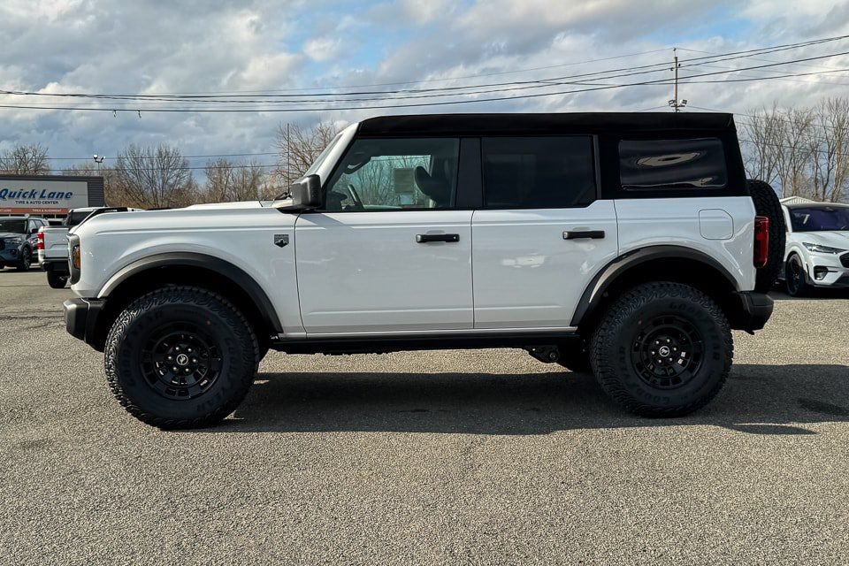 New 2026 Ford Bronco Big Bend w/ Black Diamond Package AWD/4WD image 6