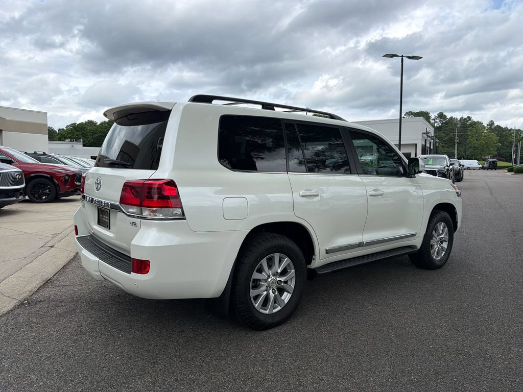 Used 2018 Toyota Land Cruiser AWD/4WD image 13