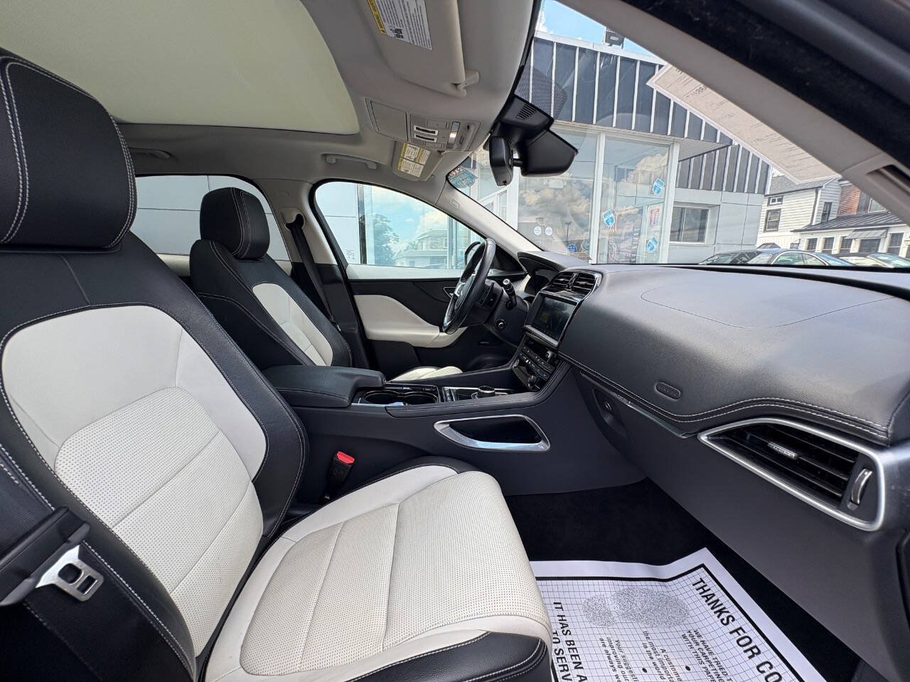 Used 2017 Jaguar F-PACE R-Sport AWD/4WD image 12