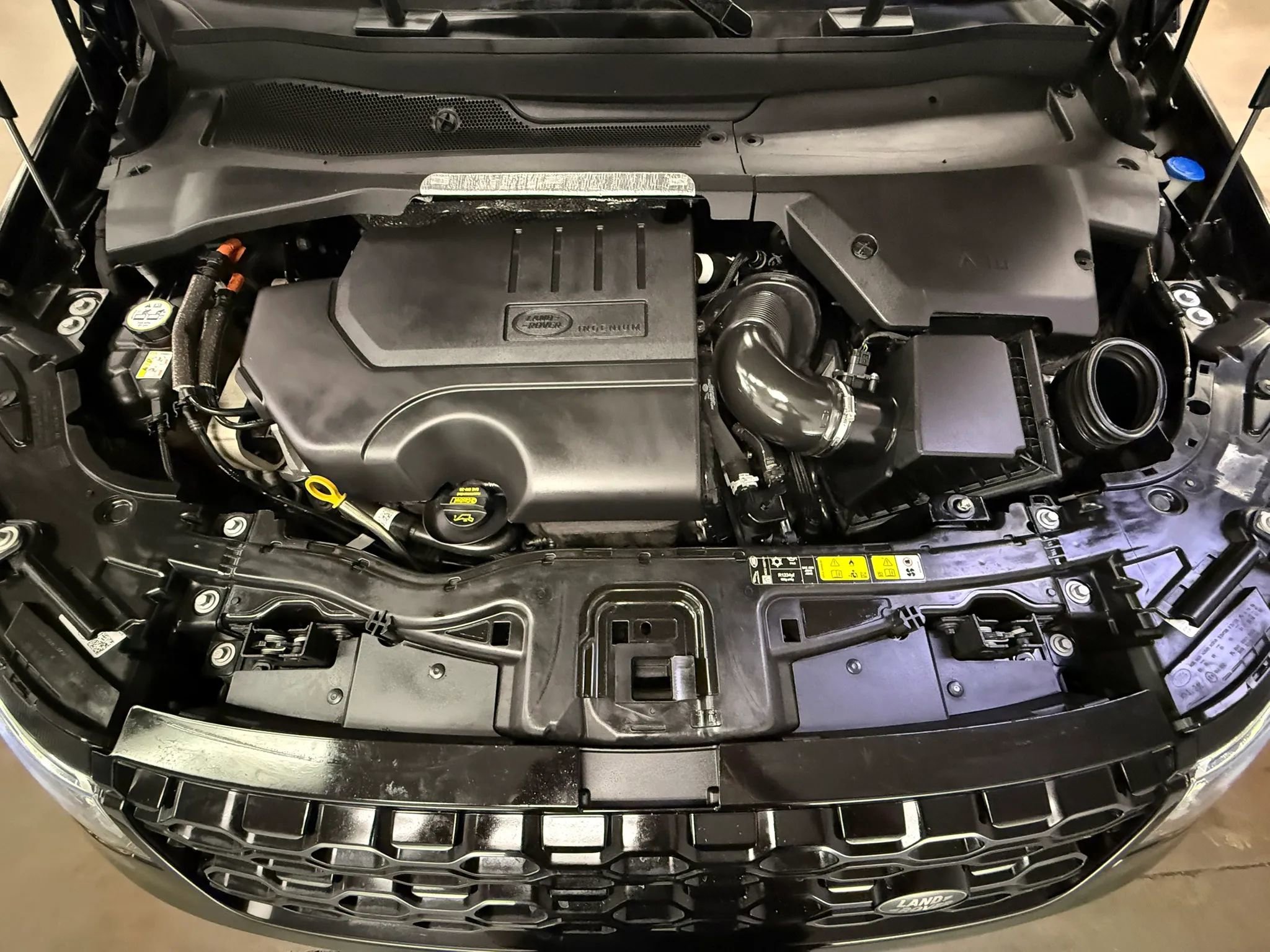 Used 2021 Land Rover Discovery Sport S R-Dynamic image 26