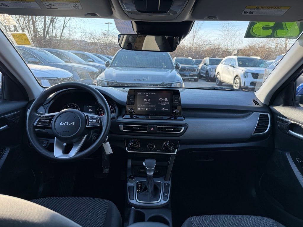 Certified 2023 Kia Seltos LX image 27