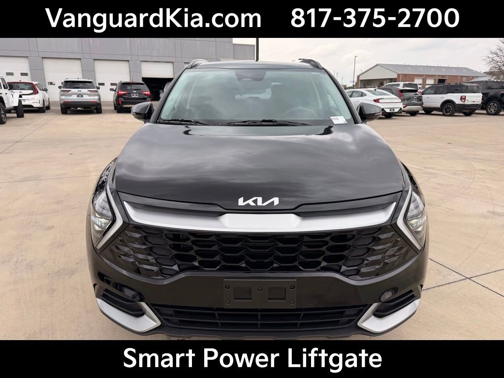 Certified 2025 Kia Sportage EX w/ Premium Package FWD image 7
