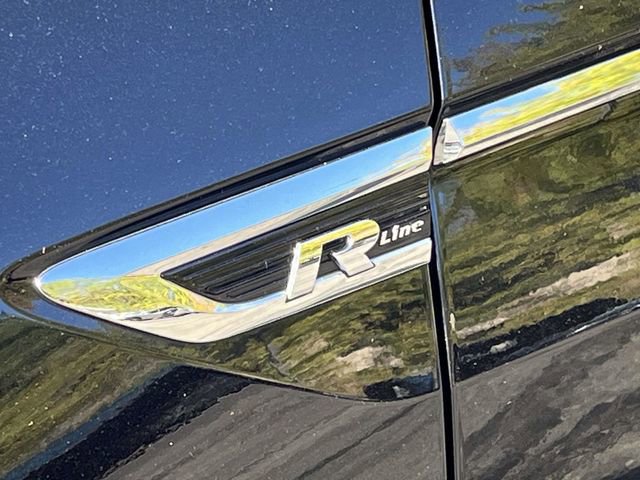 Used 2020 Volkswagen Tiguan SEL Premium R-Line w/ 3rd Row Seat Package image 11