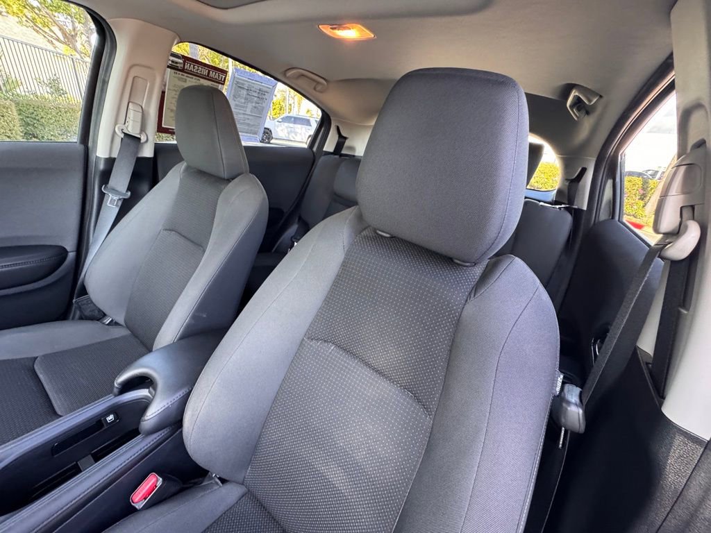 Used 2021 Honda HR-V EX image 13