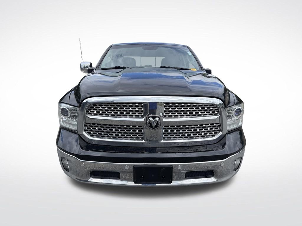 Used 2017 RAM 1500 Laramie w/ Convenience Group AWD/4WD image 10