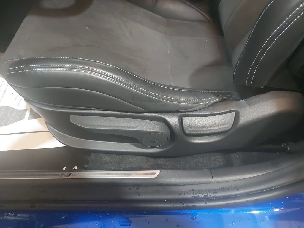 Certified 2025 Hyundai Elantra N FWD image 28