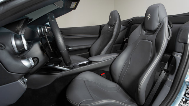 Certified 2023 Ferrari Portofino M image 13