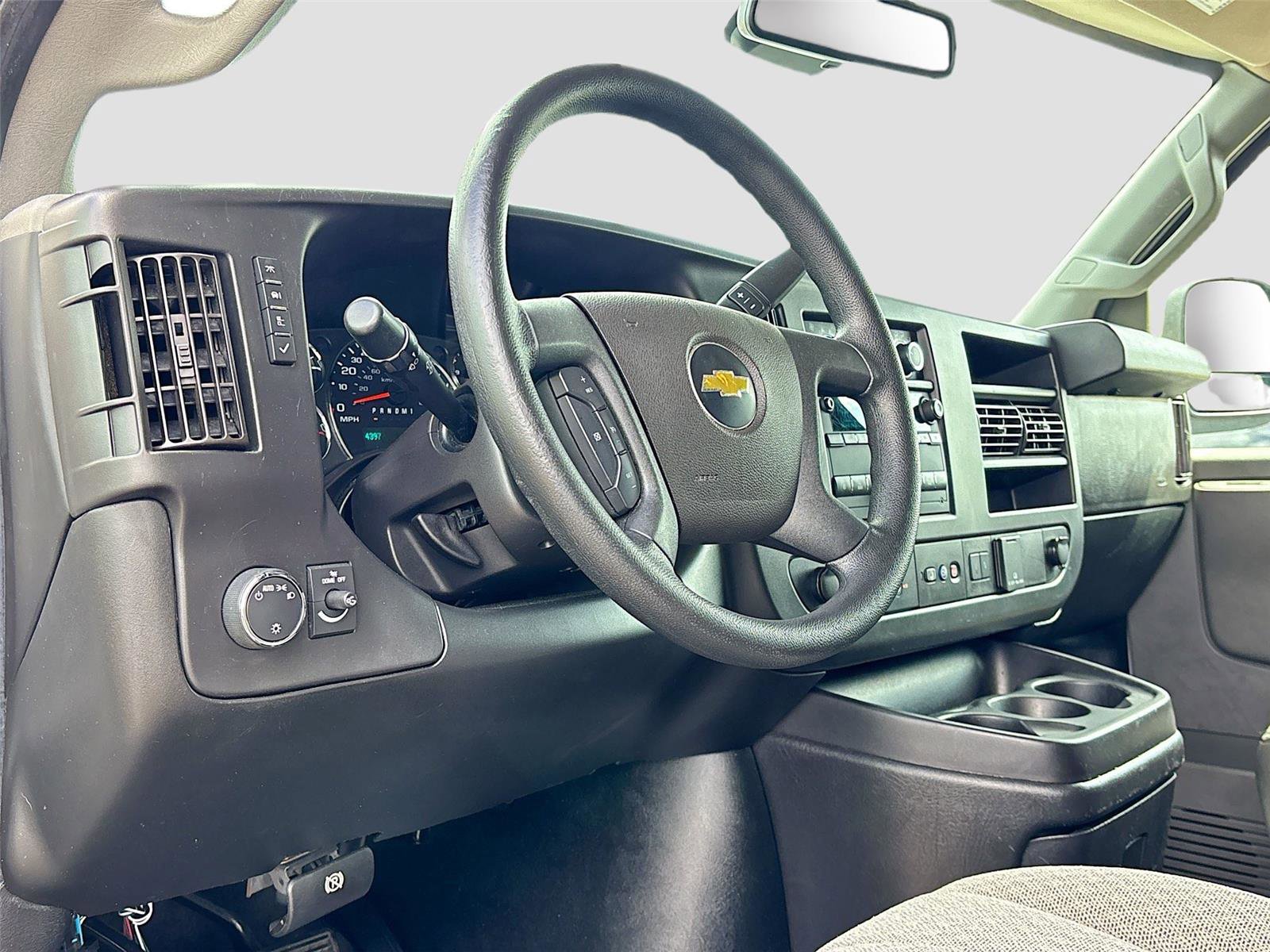 Used 2020 Chevrolet Express 3500 LT w/ LT Preferred Equipment Group image 9