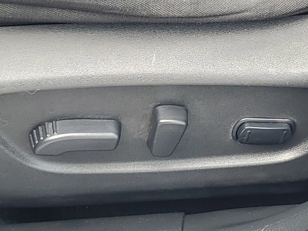 Used 2017 Nissan Rogue SV image 24