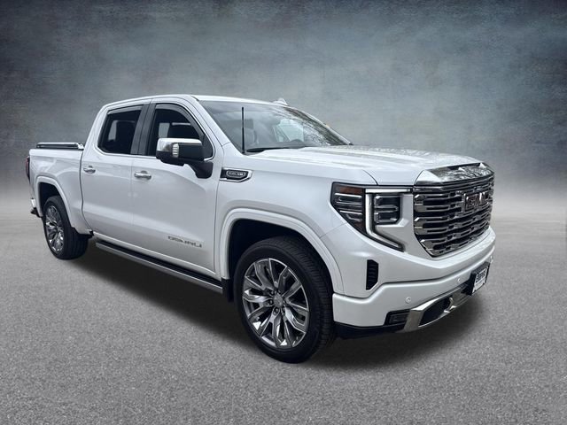 Used 2025 GMC Sierra 1500 Denali w/ Denali Reserve Package AWD/4WD image 4