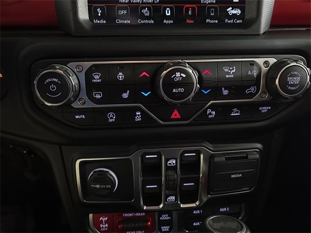 Used 2022 Jeep Wrangler Unlimited Rubicon w/ Xtreme Recon 35" Tire Package image 18